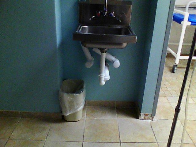Photo of a sink mounted on a wall
